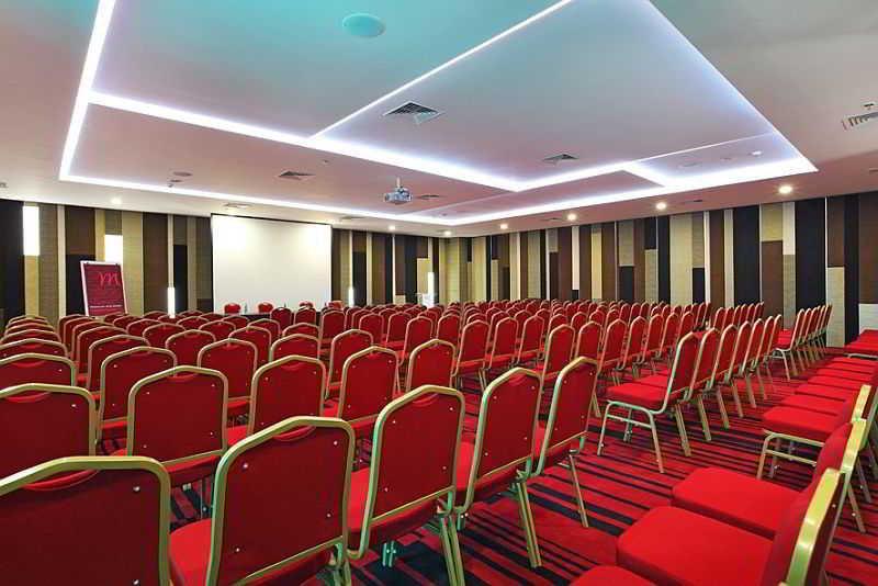 Fairfield By Marriott Bali Kuta Ngurah Rai กูตา ภายนอก รูปภาพ