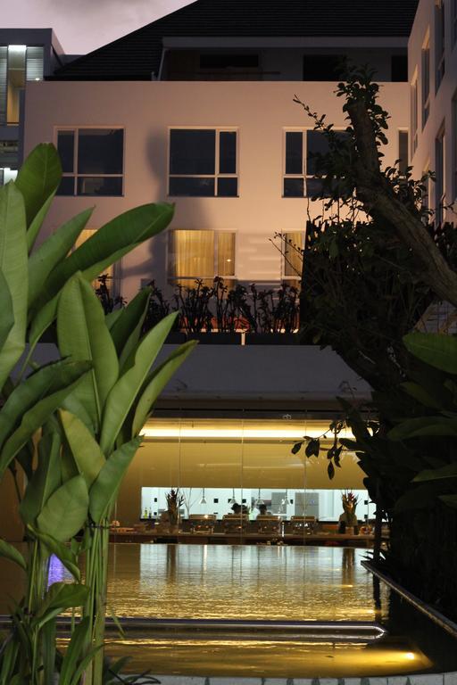 Harvestland Hotel Bali กูตา ภายนอก รูปภาพ