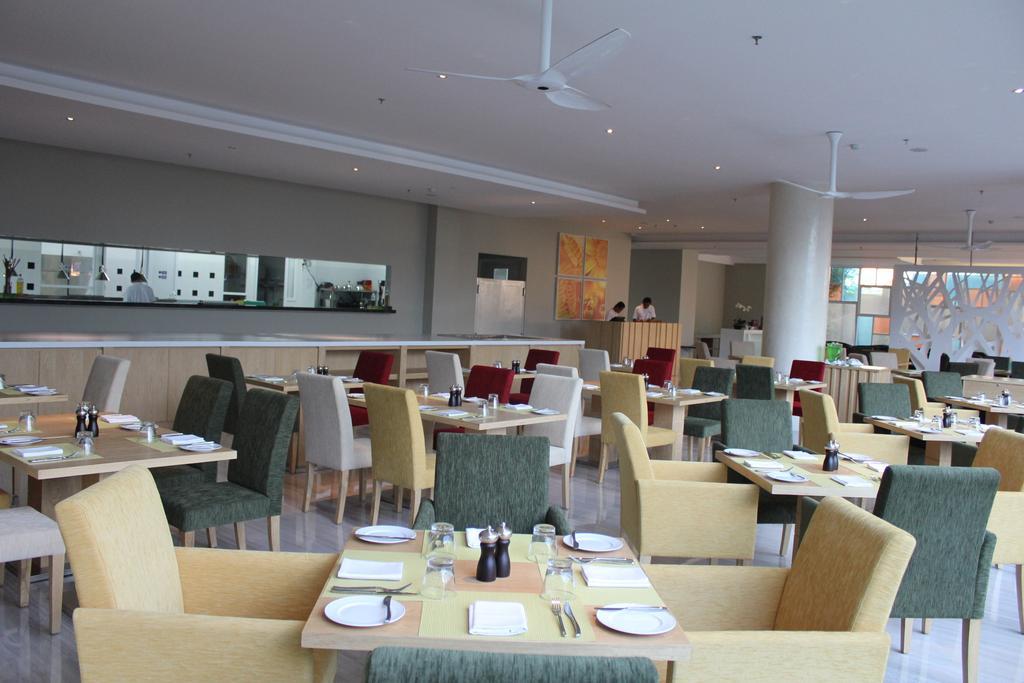 Harvestland Hotel Bali กูตา ภายนอก รูปภาพ