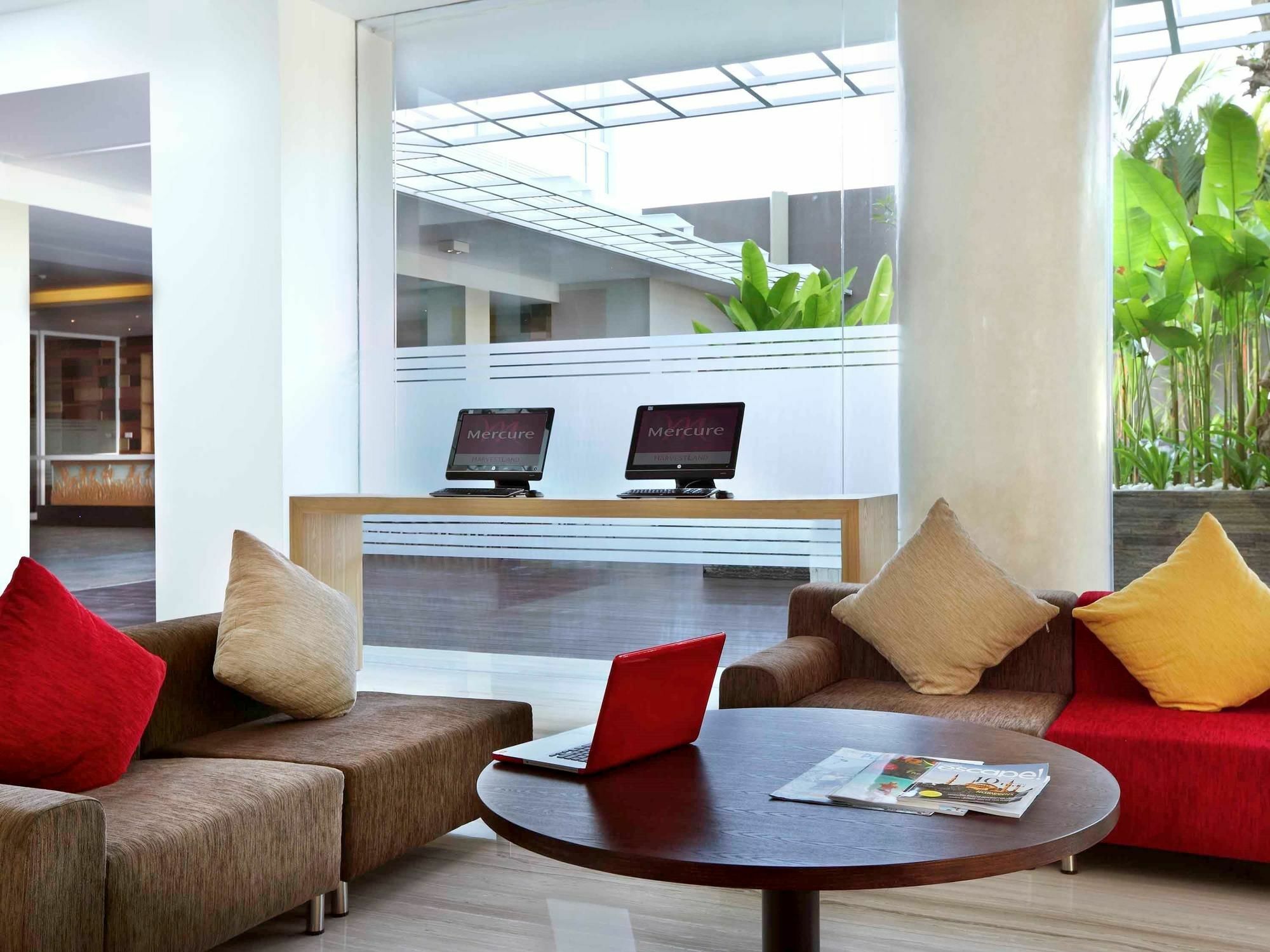 Harvestland Hotel Bali กูตา ภายนอก รูปภาพ